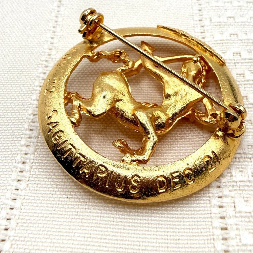 Vintage PARK LANE Gold Tone Sagittarius Archer Zodiac Celestial Round Brooch Pin